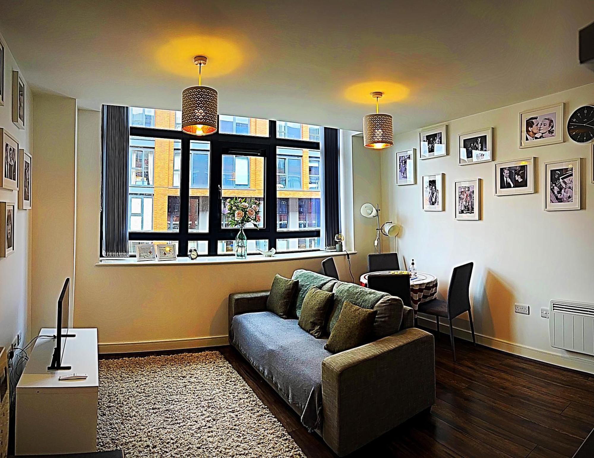 Cotton Apartment Chinatown Central Stay Бірмінгем Екстер'єр фото